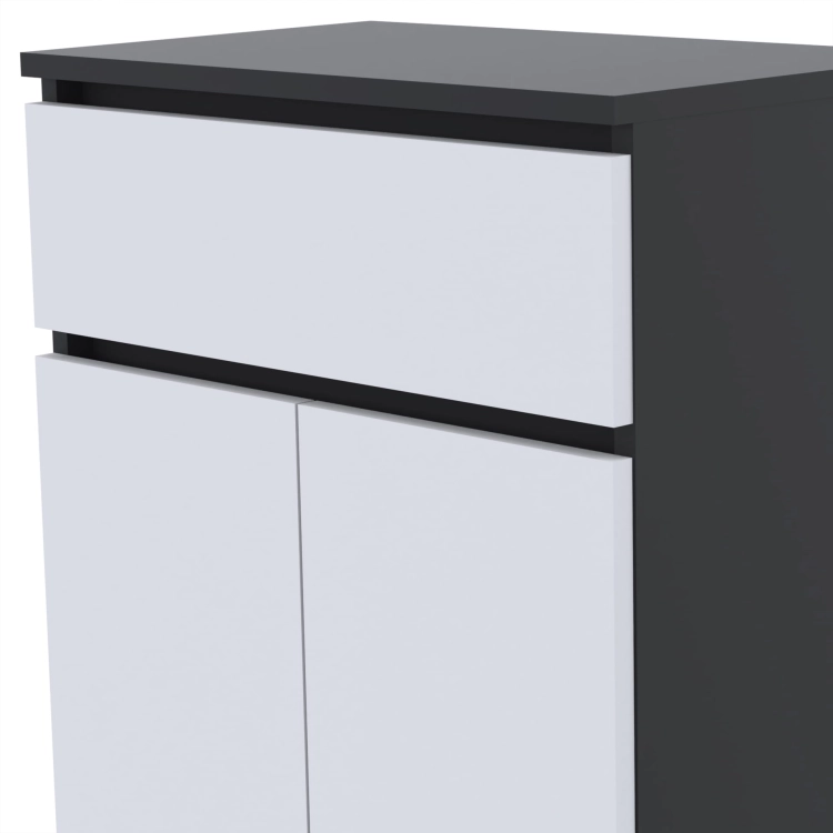 4051e1c17588658f0ca18cc2a917c815