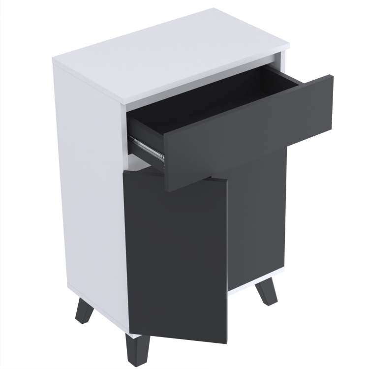 4611430005b9a1d9d8fb47ff06052704